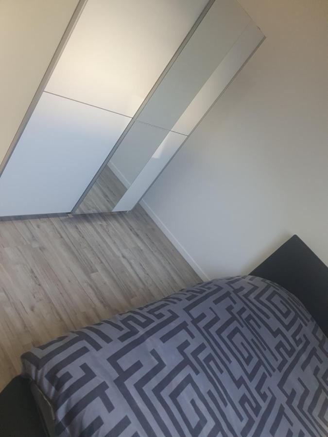 Апартаменти Aux Portes De Lyon Jolie T3 Clim Et Prime Video Жівор Екстер'єр фото
